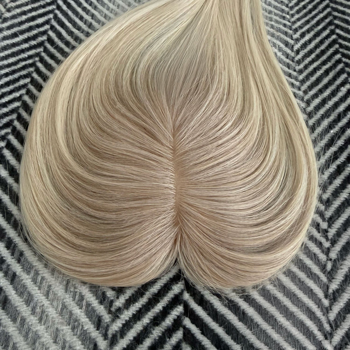 Human Hair Topper #R17/17/1001 Cool Beigeand Pearl Blonde Balayage
